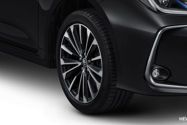 New Corolla Altis Hev