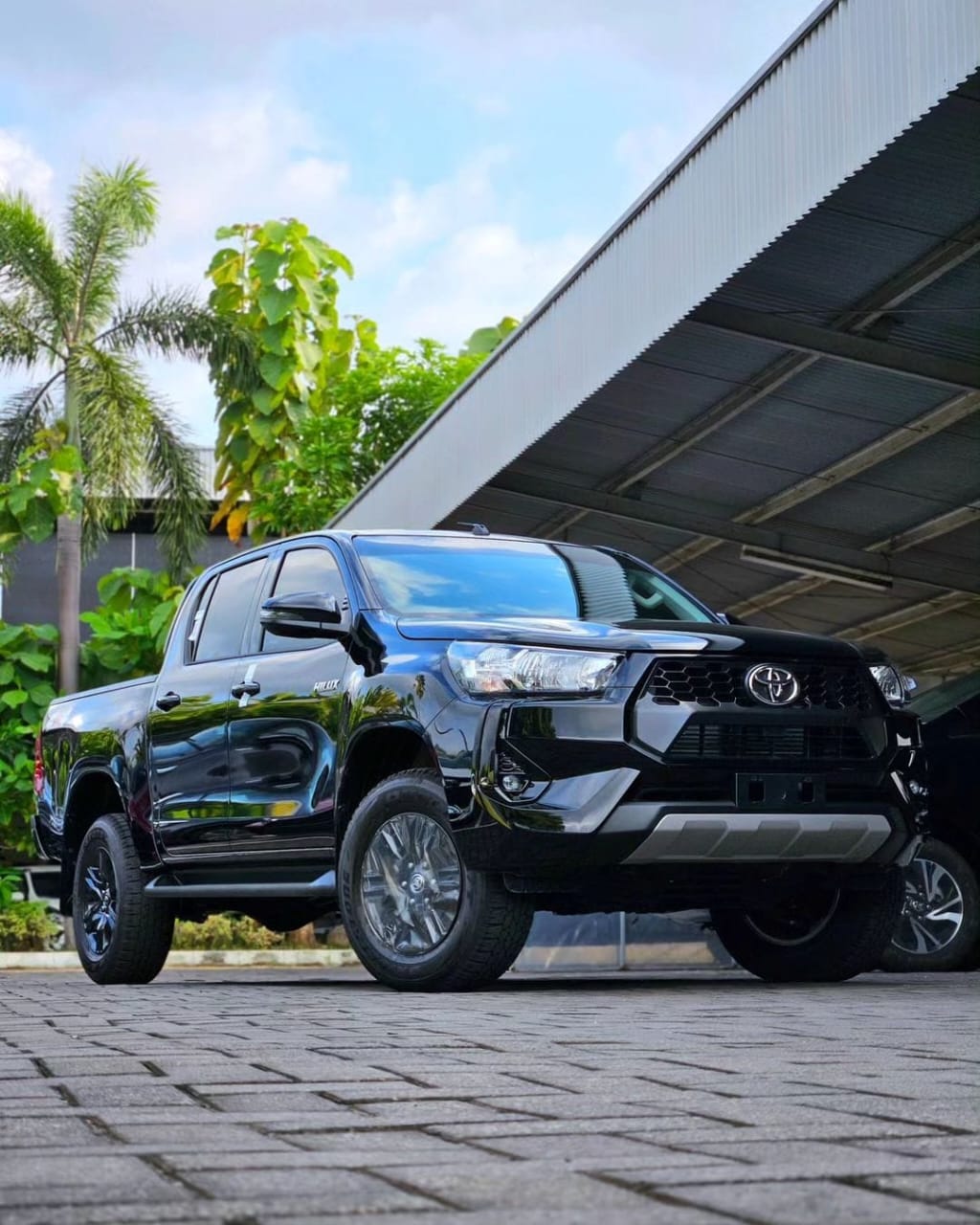 Promo Hilux Double Cabin Karawaci Tangerang