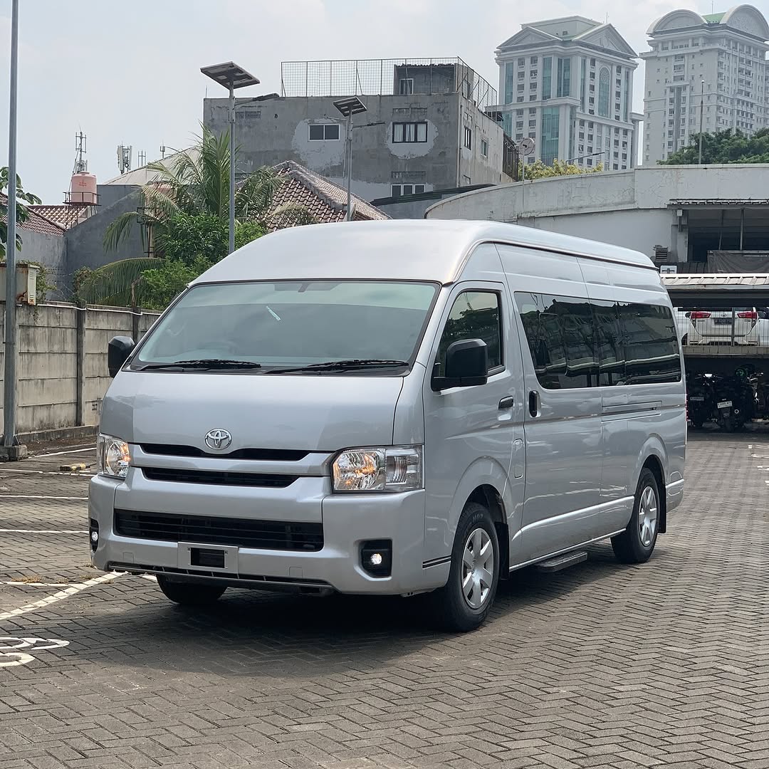 Promo Toyota Hiace Commuter Karawaci Tangerang